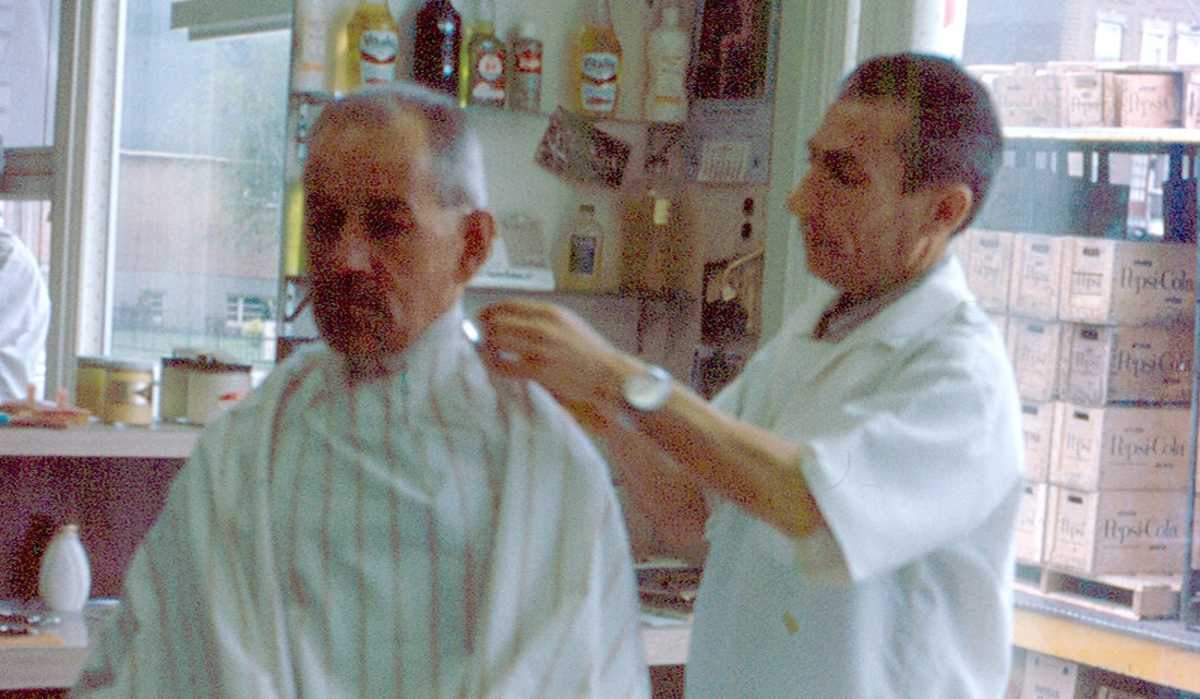 Giacinto with a customer in his shop, 1966